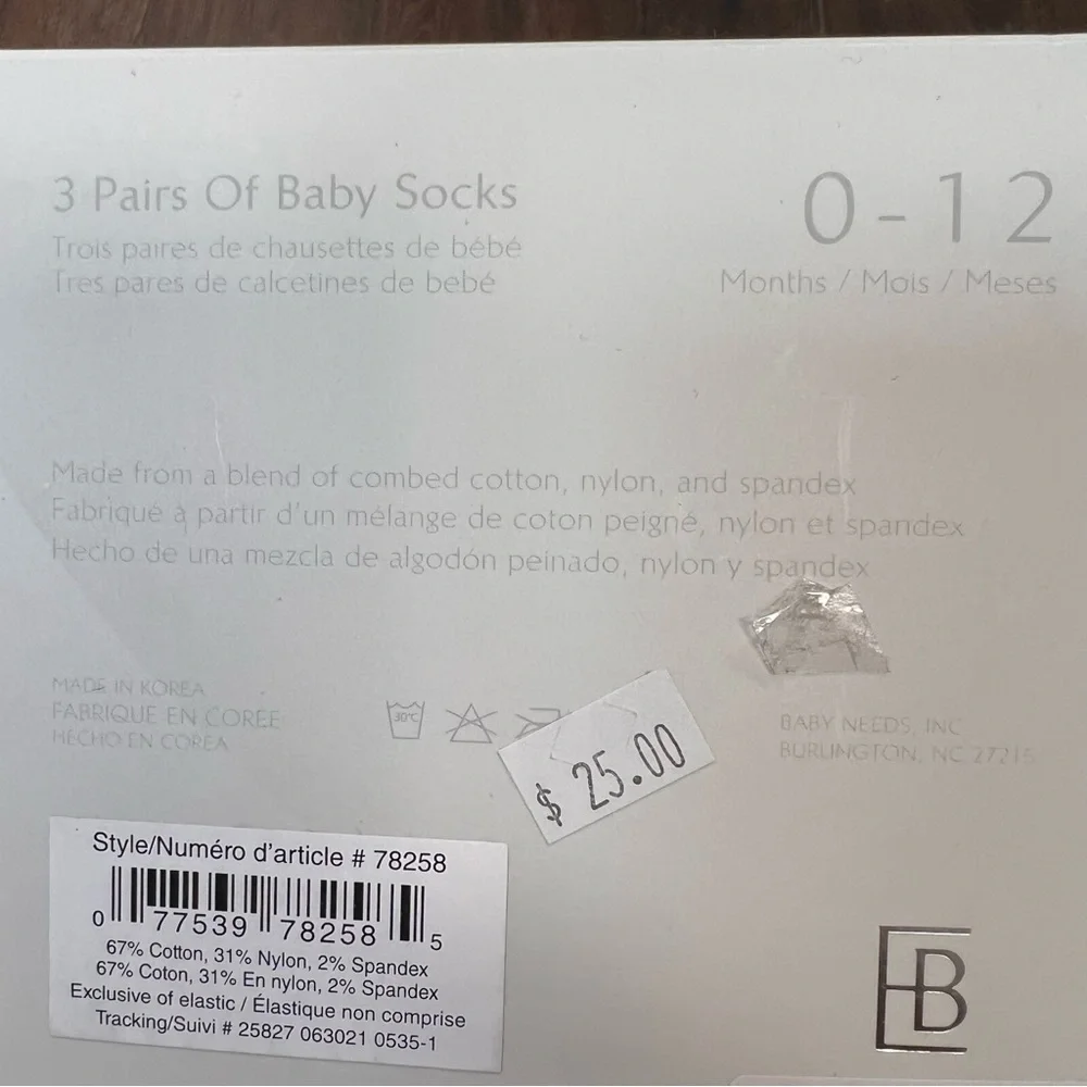 New Elegnat Baby socks 0-12months - Picture 3 of 3